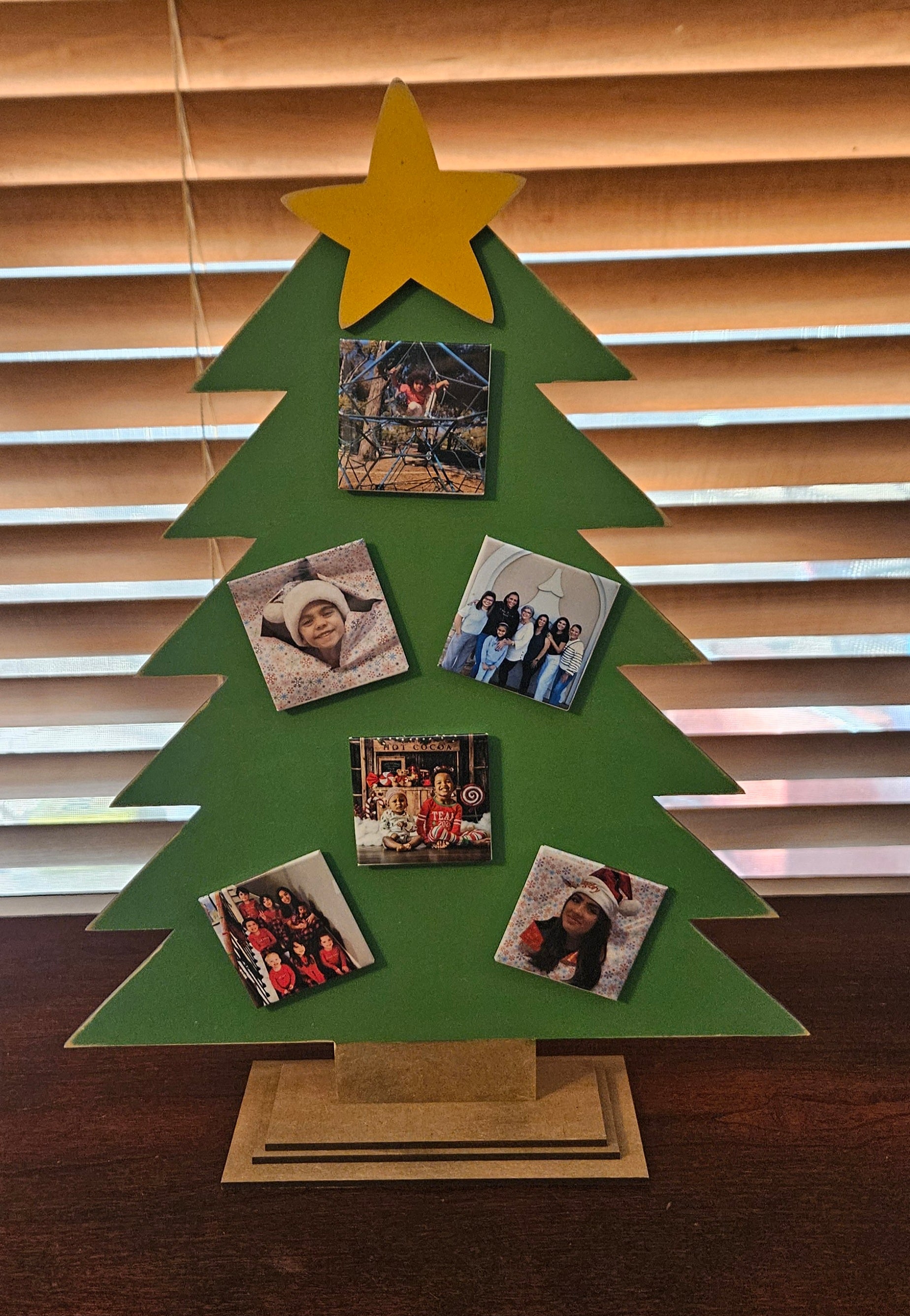 Holiday Magnet Ornaments, Decorations, and Frames